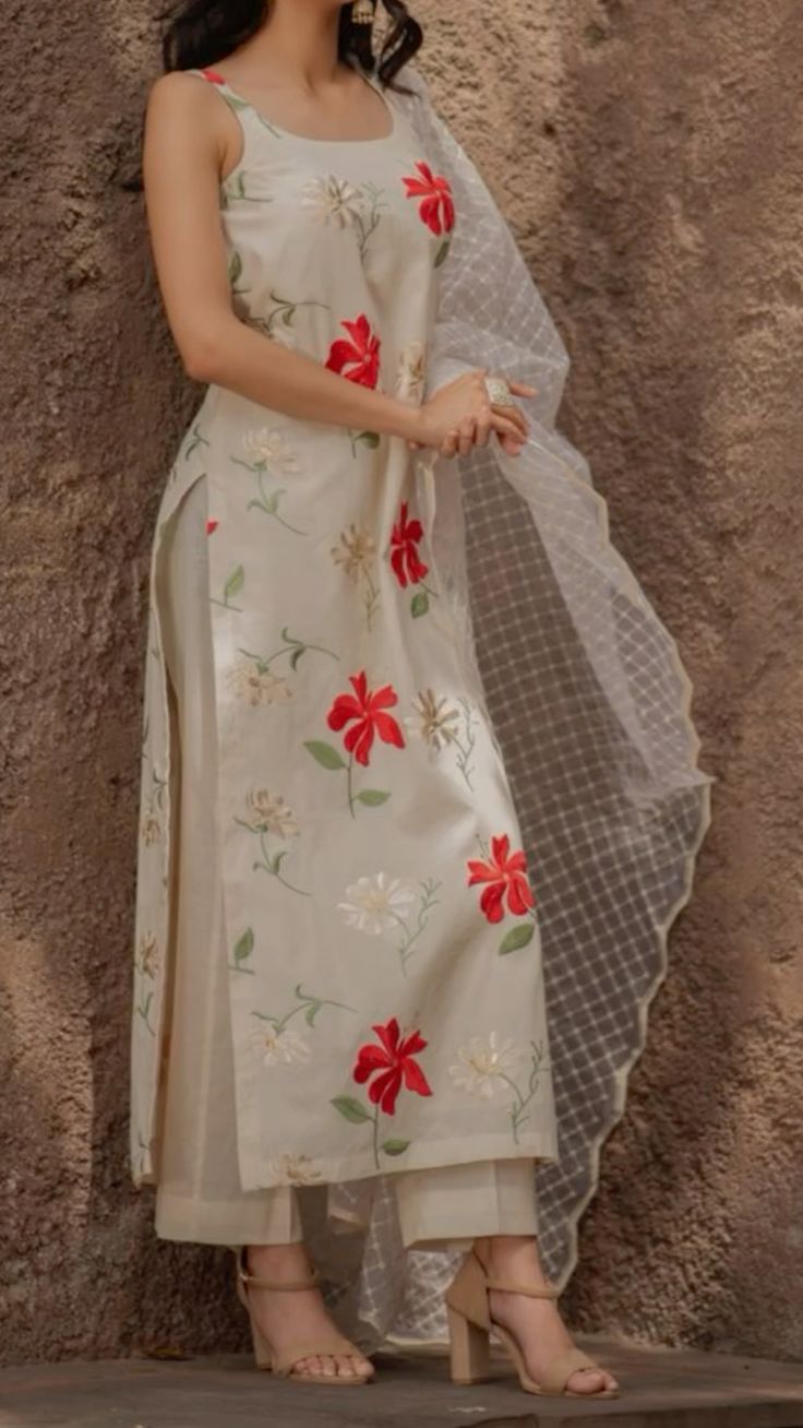 minimalist indian aesthetic 🦢🦚